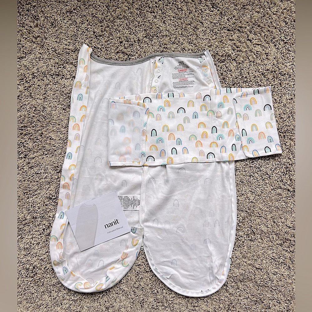 Nanit Sleep Wear Swaddle in Sweet Rainbows NWOT - Picture 4 of 6
